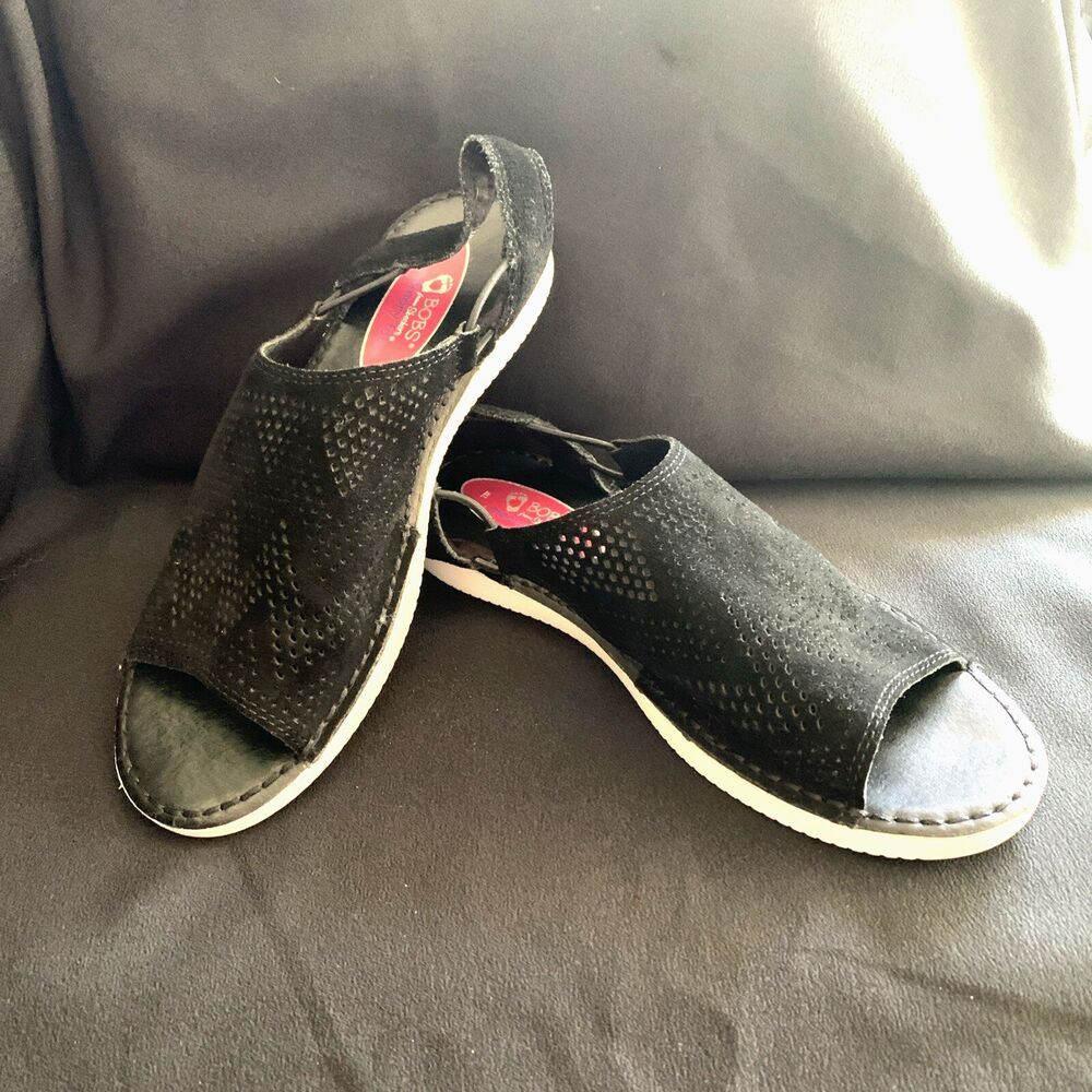 Bobs Skechers Saga Black Leather Suede Peep Toe Sandals Size 7 Slip On Cushioned